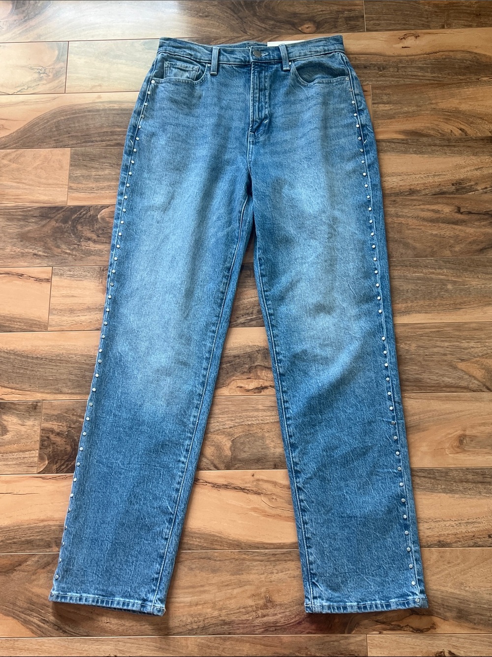 Relaxed Fit Highest Rise 90’s Straight Leg Studded Jeans Size 6 A.N.A. NWT